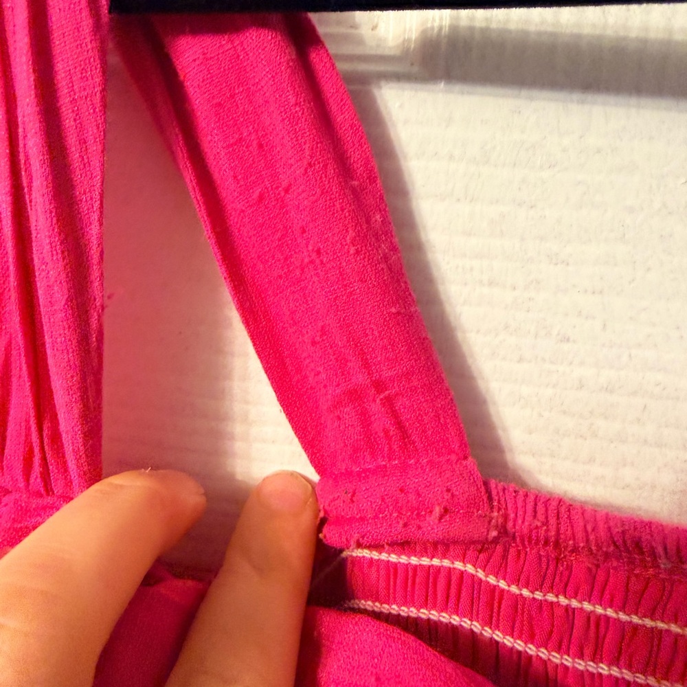 Mustard Seed pink romper with ruched top and pockets, size small. - Picture 4 of 7